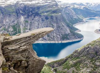 Trolltunga